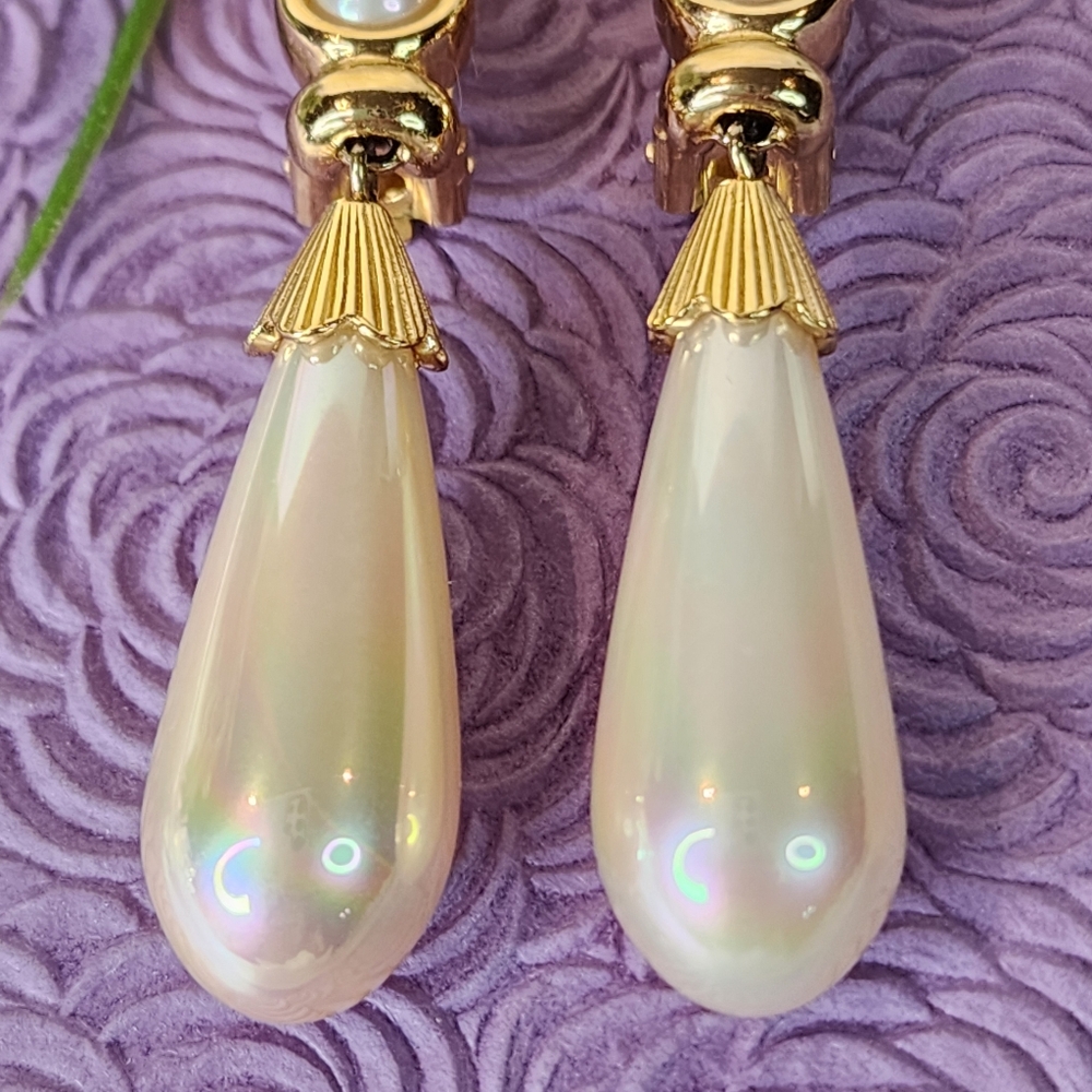 Christian Dior Vintage Clip-On Faux Pearl Drop Earrings - Picture 11 of 16